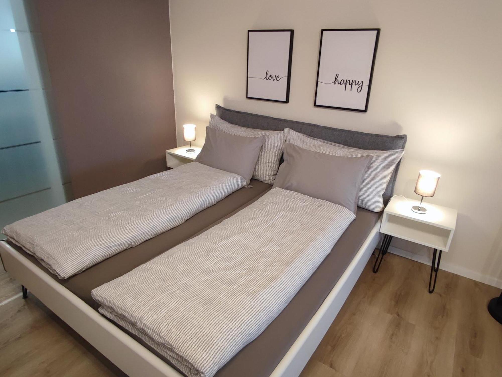 Kleine Auszeit - 2-Zimmer Ferienwohnung Spiez Eksteriør billede